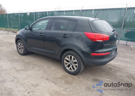 2015 Kia Sportage Lx z USA, uszkodzony, nr VIN KNDPBCAC2F7754391